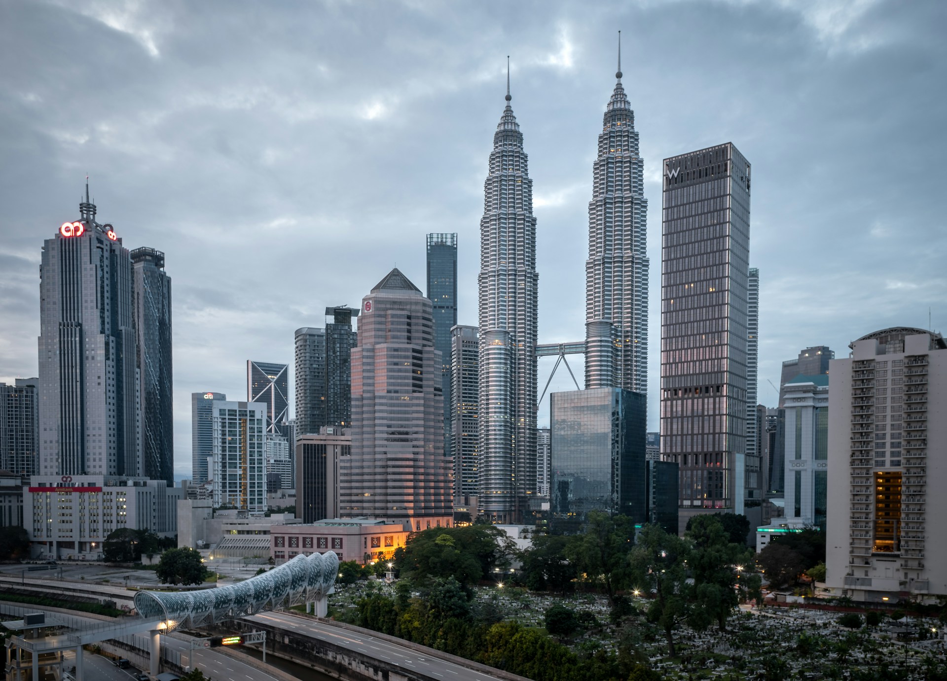 Fenomena ‘Brain Drain’: 1.86 Juta Bakat Tempatan Berhijrah ke Luar Negara