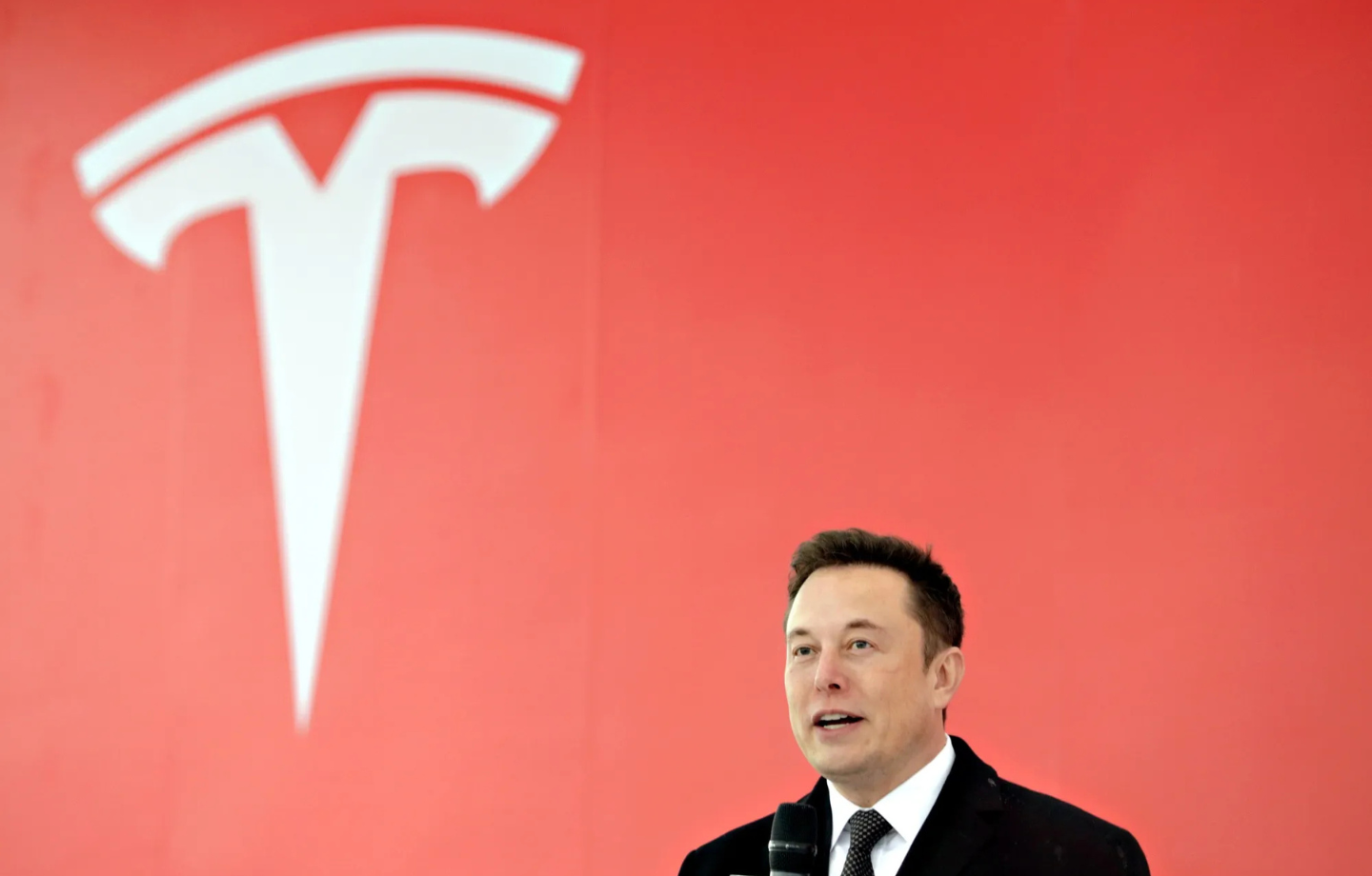 Pekerja Tesla Dipecat Selepas Lancar Laman Web Mengkritik Elon Musk