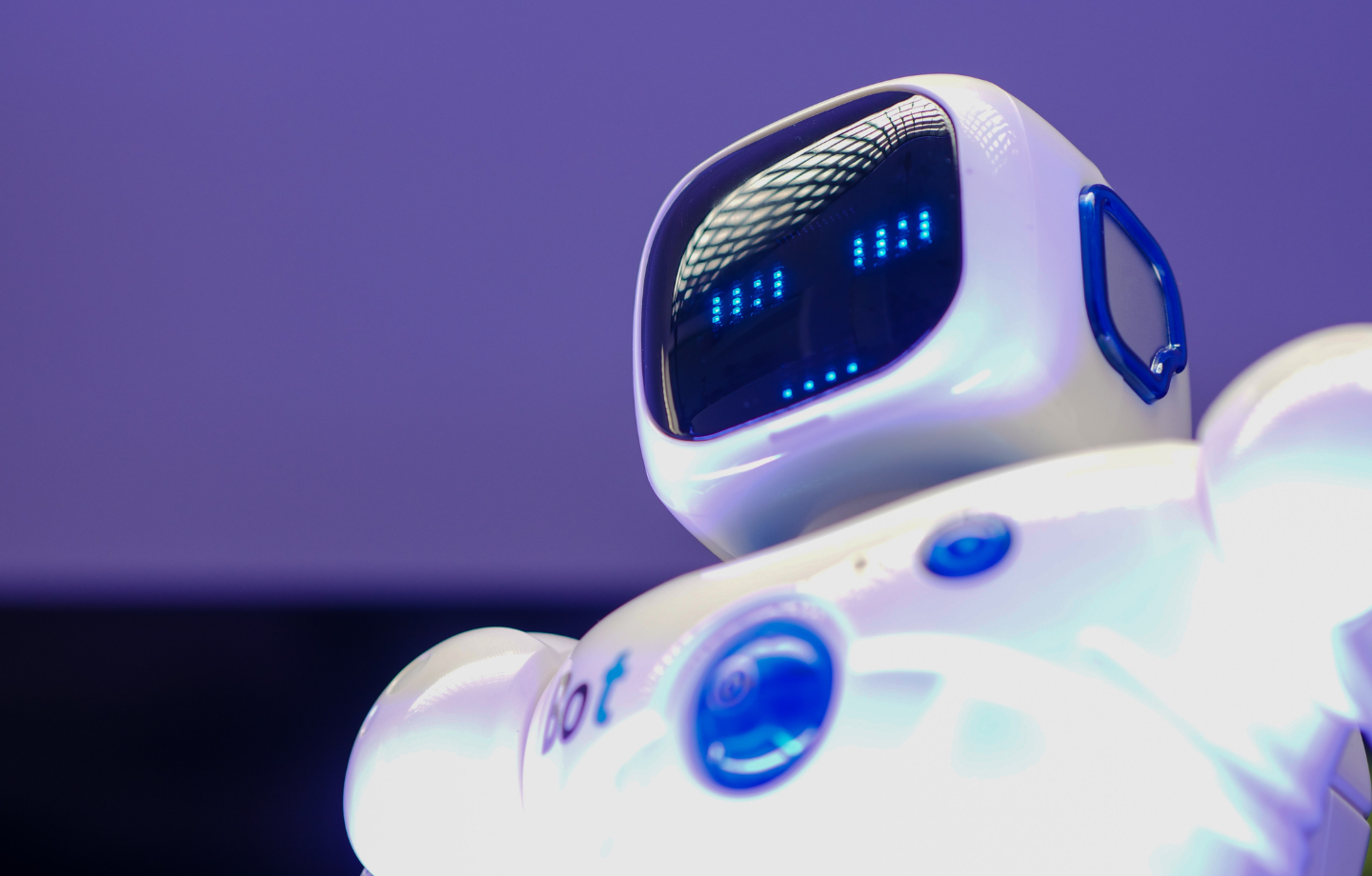 Workers Expect Artificial Intelligence to Change Current Job Performance
