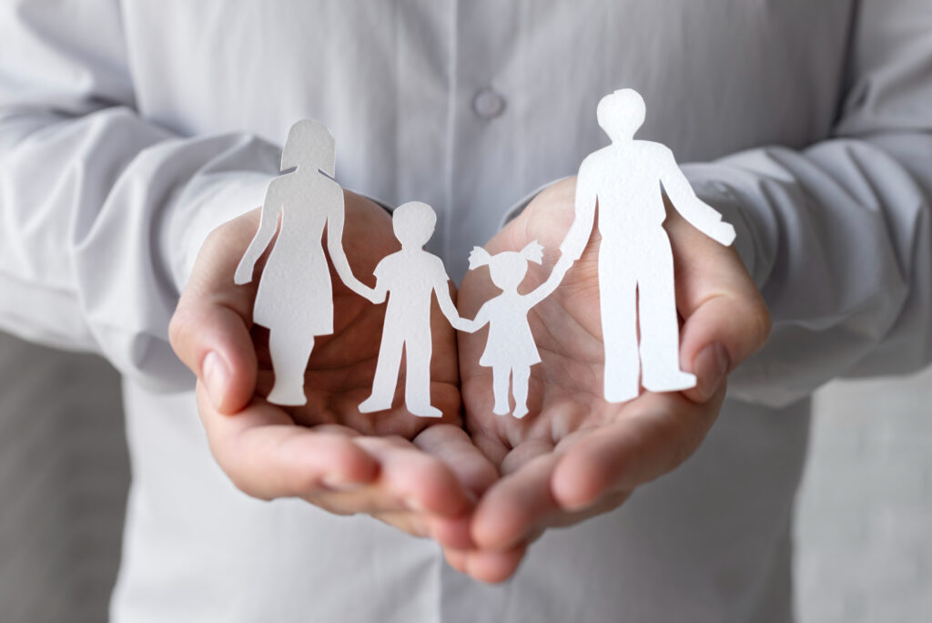 The 12MP midterm review emphasizes social security and economic prospects