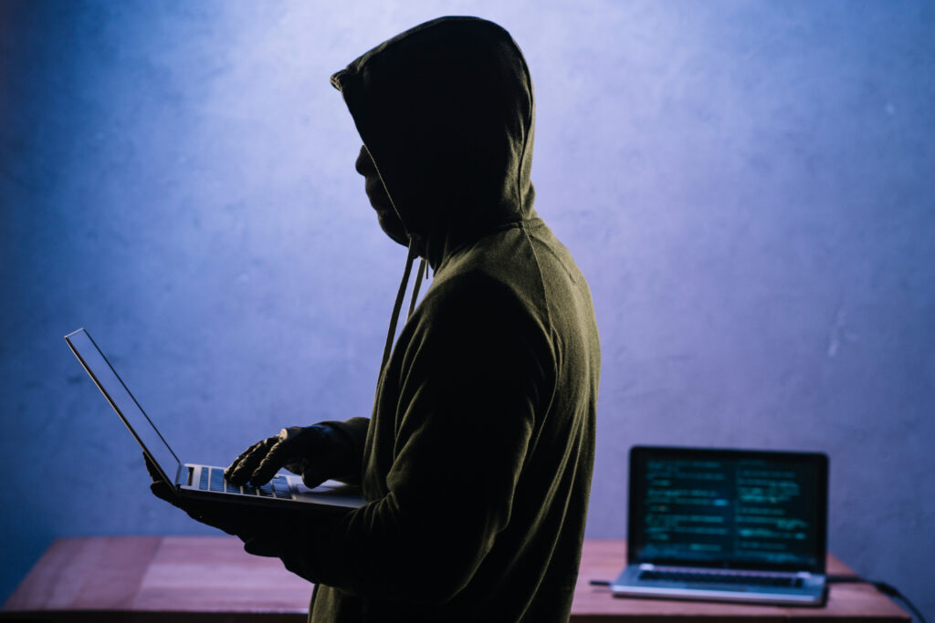 Malaysian worked with a foreign syndicate to commit work fraud