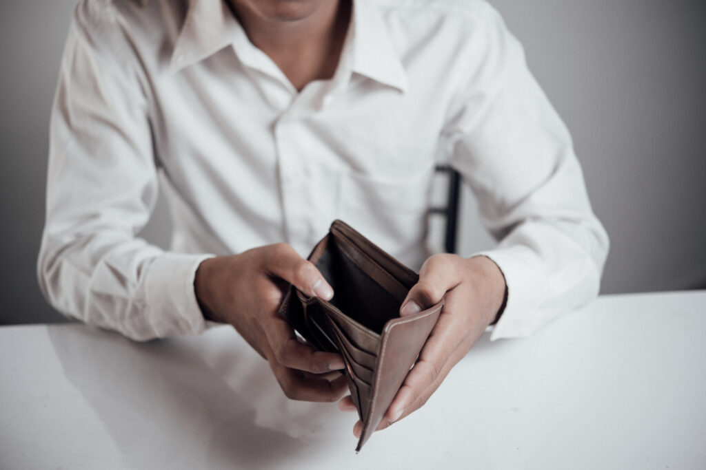 Corporations profit, yet private sector workers' wages are stagnant