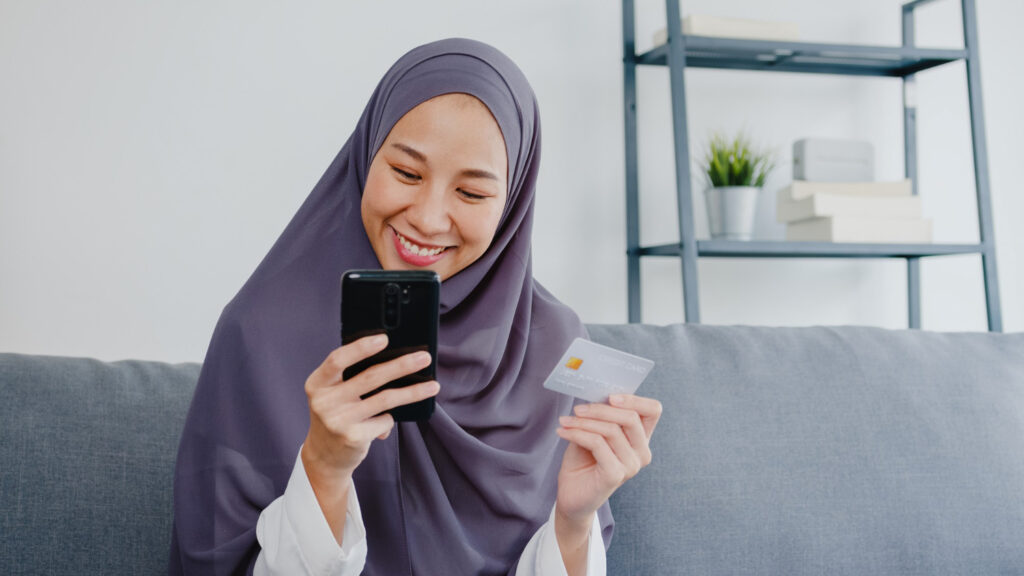 Malaysian civil servants receive special aid for Eid