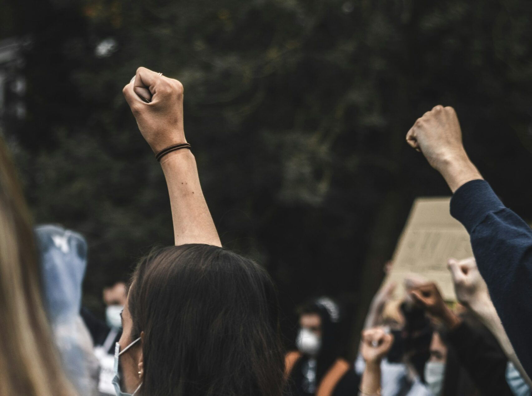 Thousands protest for workers' rights on Labor Day
