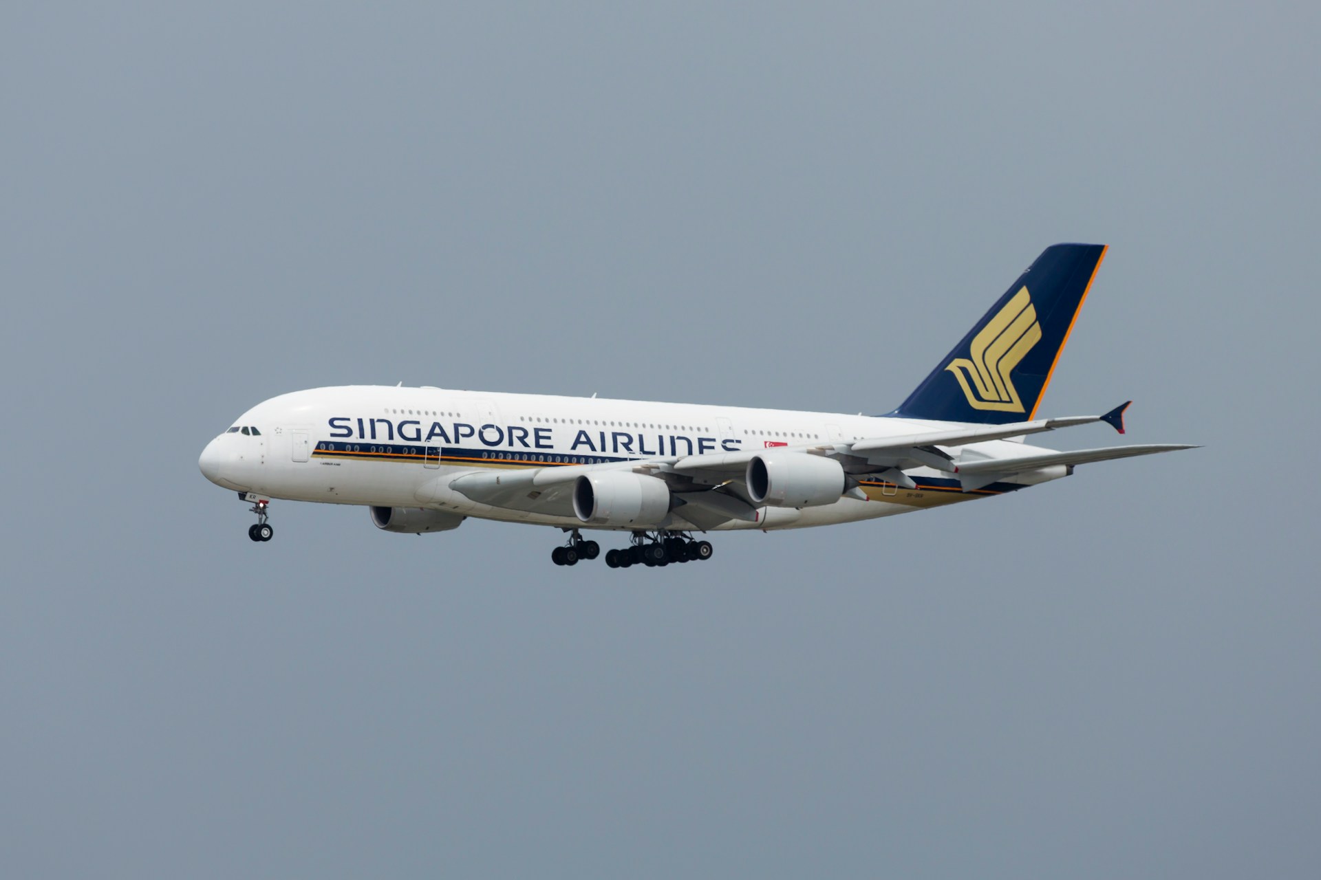 Singapore Airlines CEO earns raise following record earnings