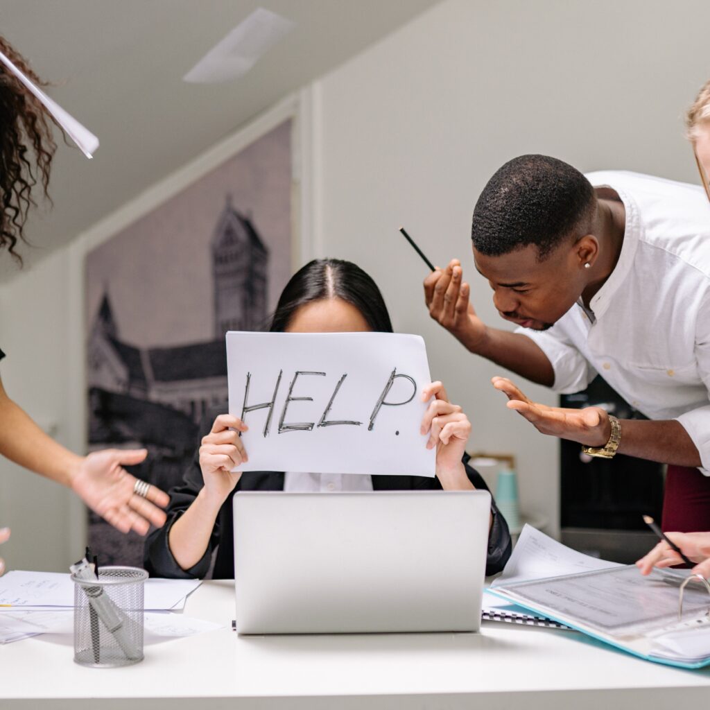 Tips to Overcome Feeling Alienated at Work