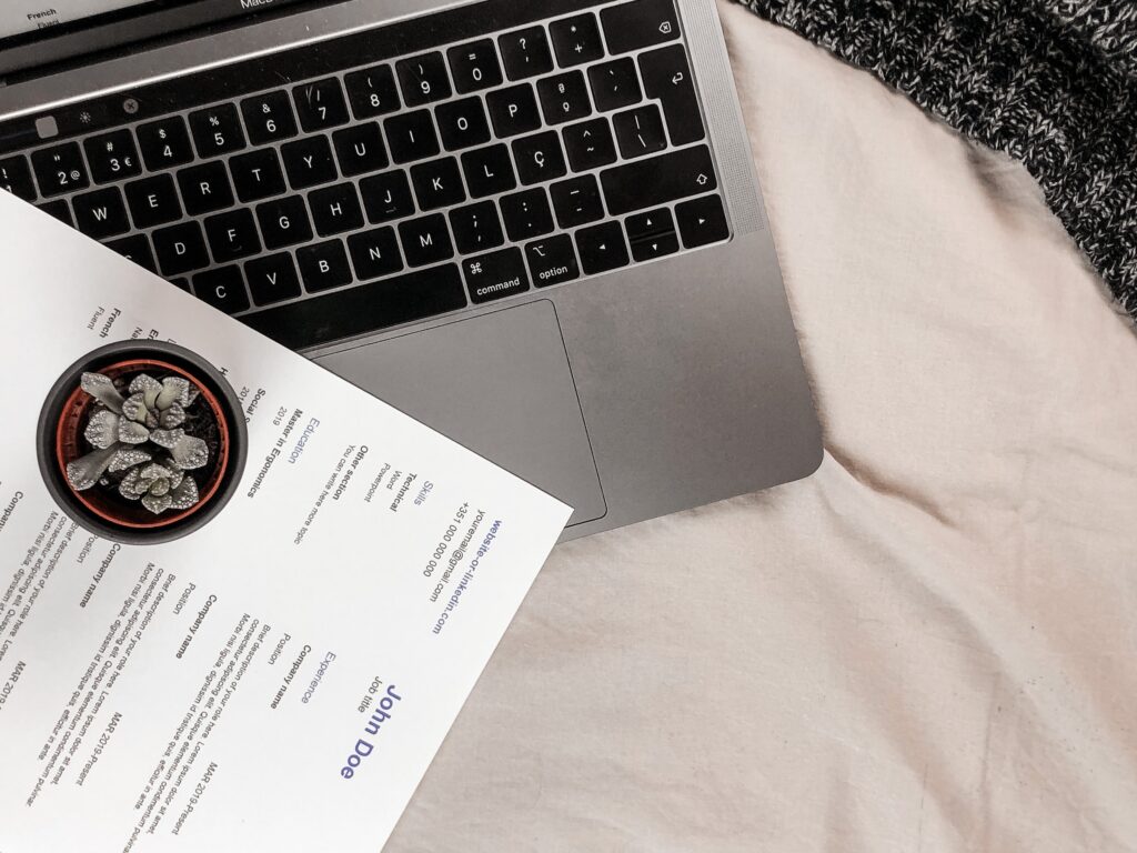 4 Differences Between Cover Letter and Resume
