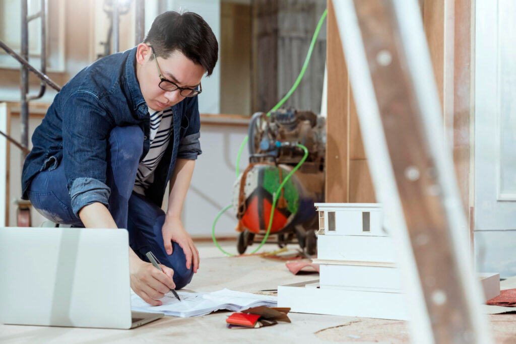 Low-skilled and semi-skilled workers earn equal salary