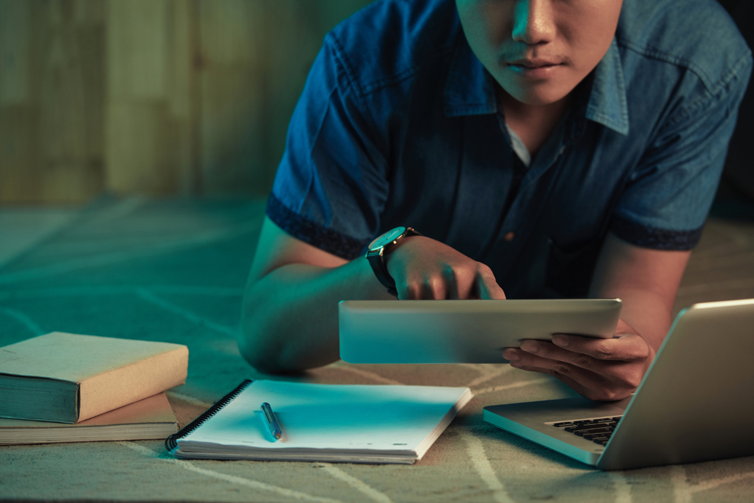 8 Ways Continuous Learning Keeps You Relevant