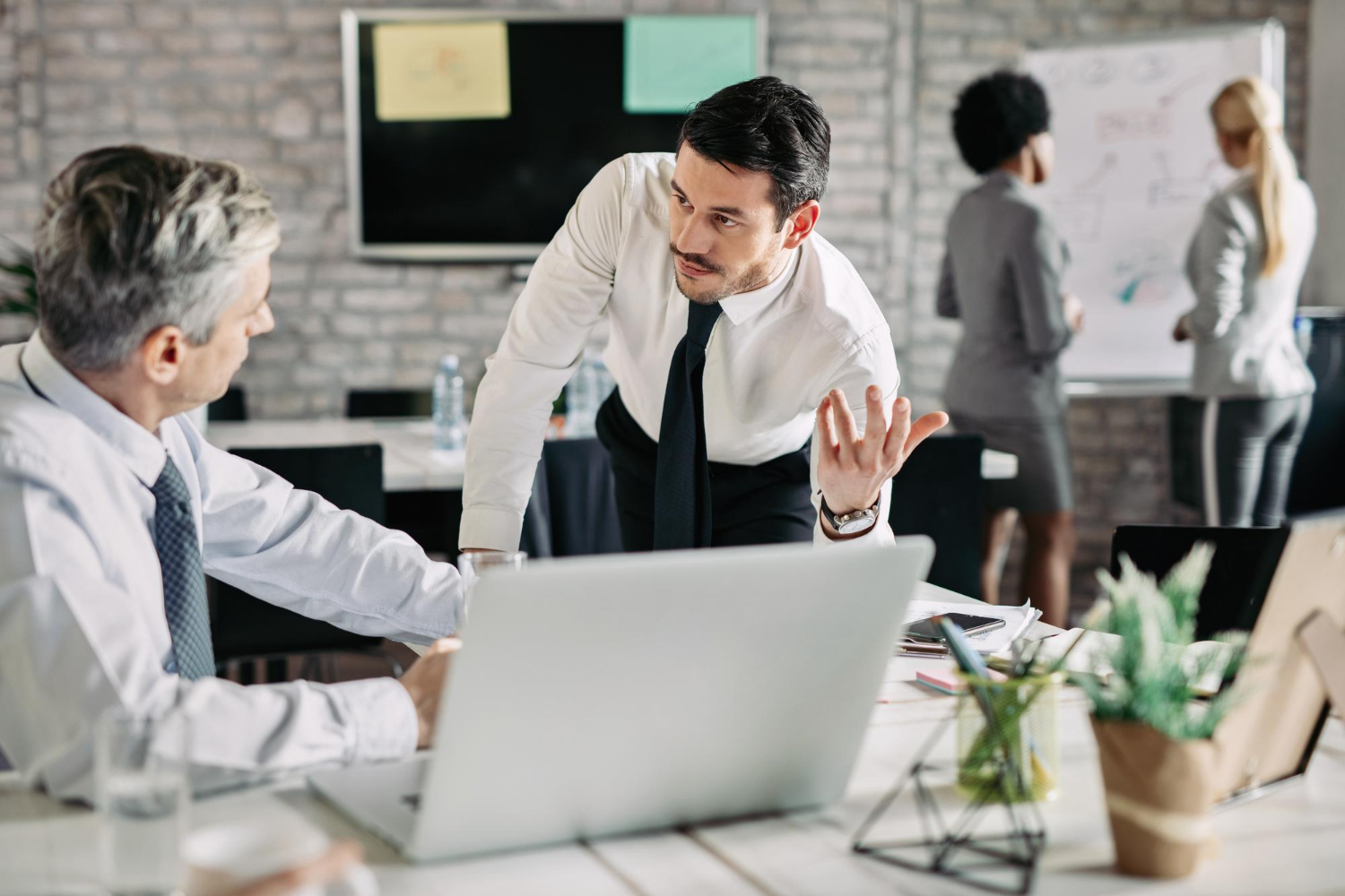 The Role of Leadership in Navigating Business Crises