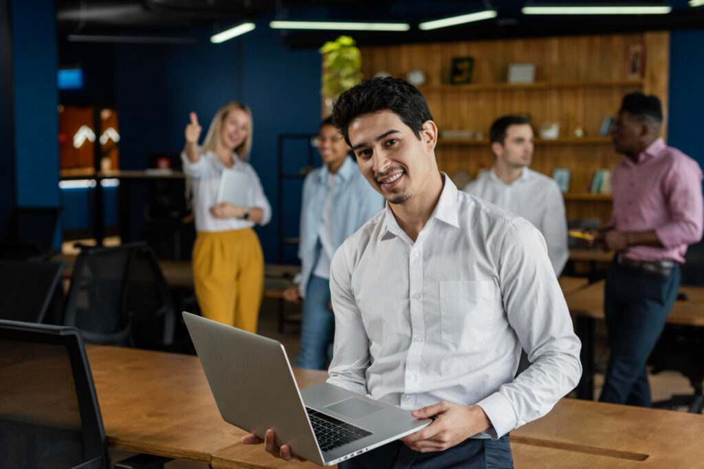 3 Essential Traits That Make Employees Stand Out