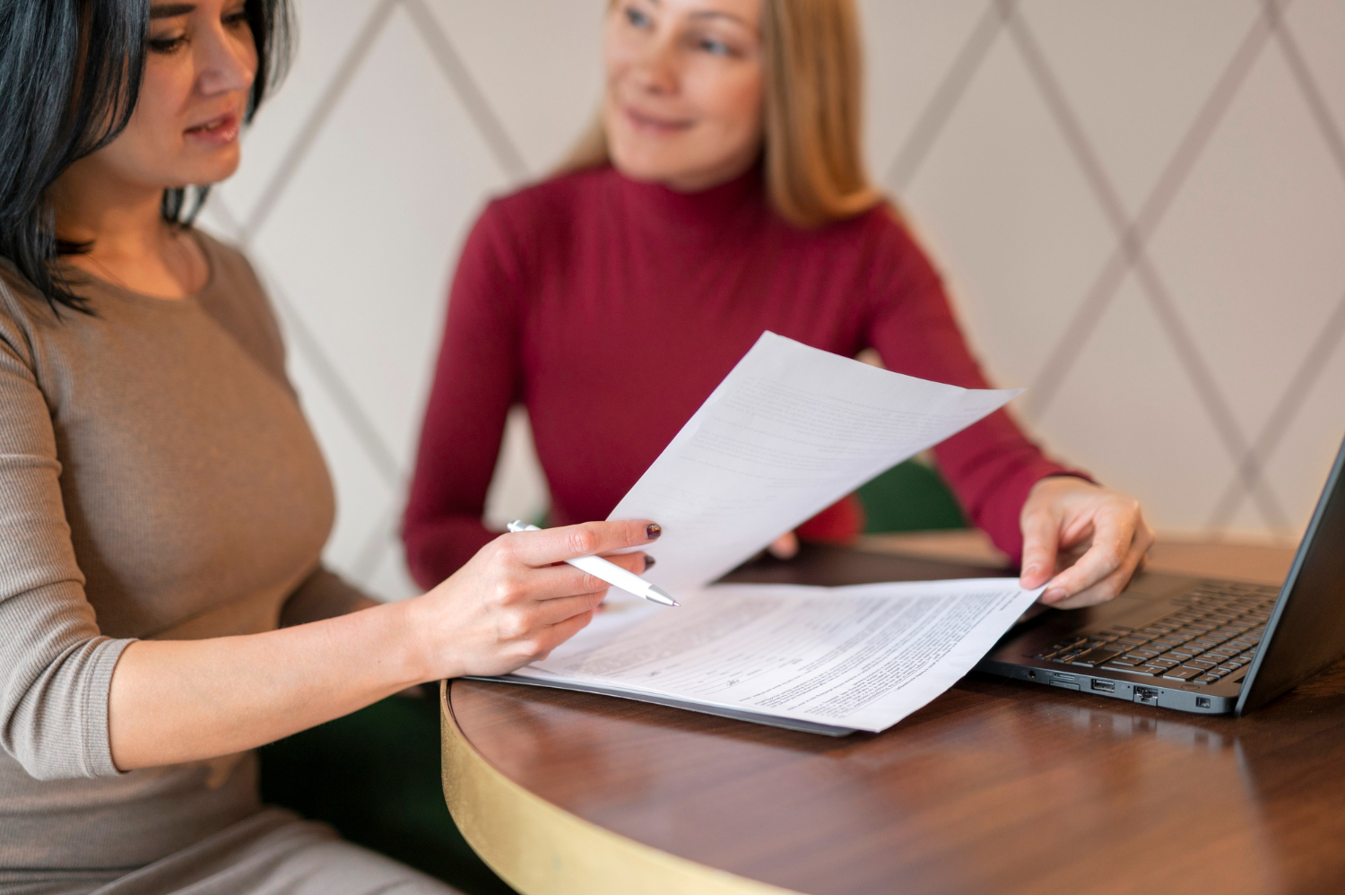 Why Employers Should Implement Custom Interview Report